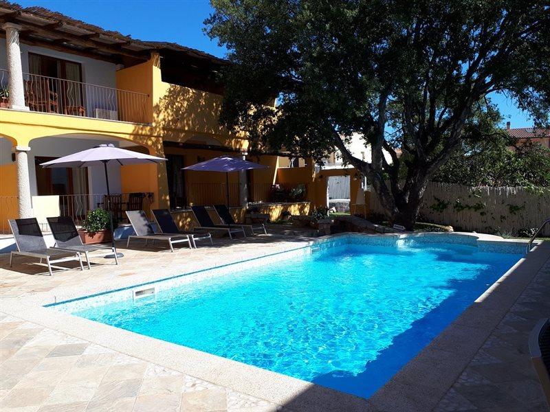 Papillo Resort Borgo Antico San Pantaleo Exterior photo