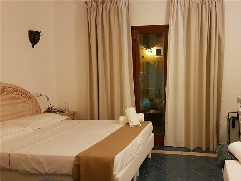 Papillo Resort Borgo Antico San Pantaleo Exterior photo