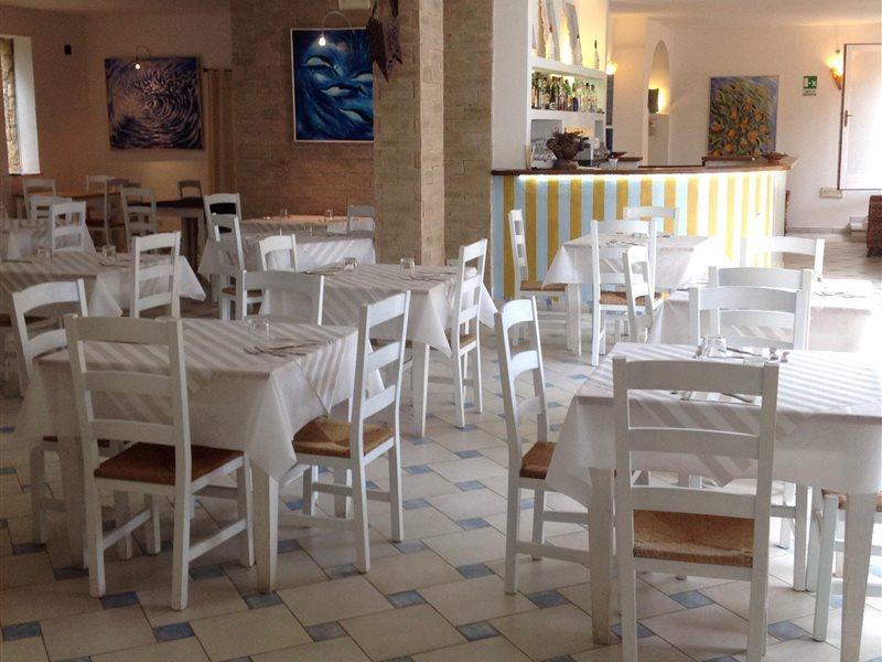 Papillo Resort Borgo Antico San Pantaleo Exterior photo