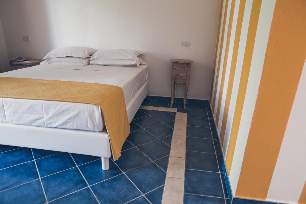 Papillo Resort Borgo Antico San Pantaleo Exterior photo