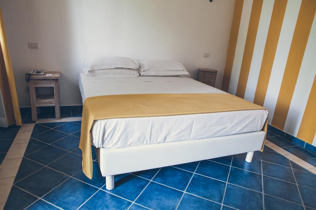 Papillo Resort Borgo Antico San Pantaleo Exterior photo