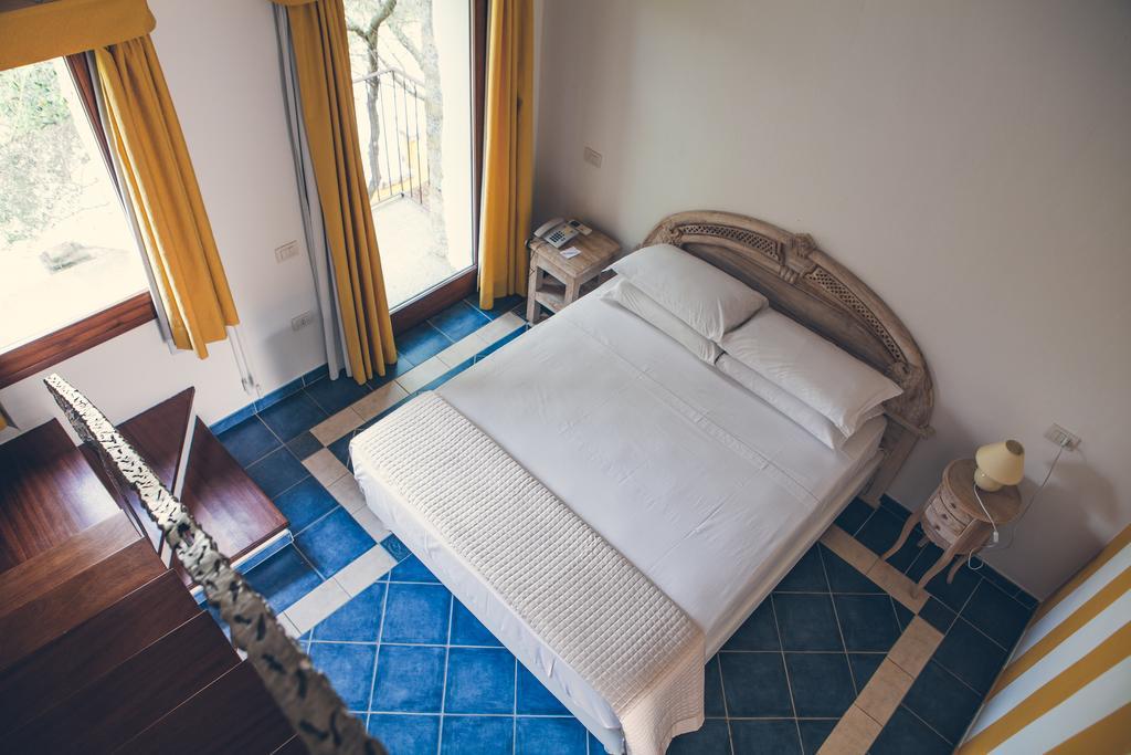 Papillo Resort Borgo Antico San Pantaleo Exterior photo