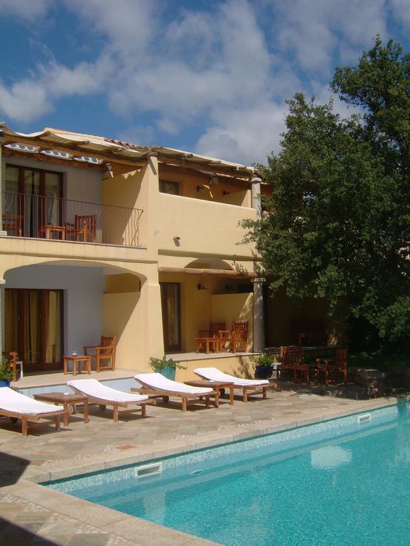 Papillo Resort Borgo Antico San Pantaleo Exterior photo